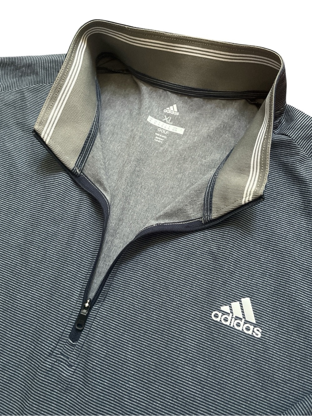 Adidas Men's XL Golf Quarter Zip Performance Mock Neck Gray Navy Stripes